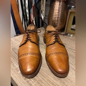 Allen Edmonds Clifton Oxford/Derby Shoe 9D (closer to a c)